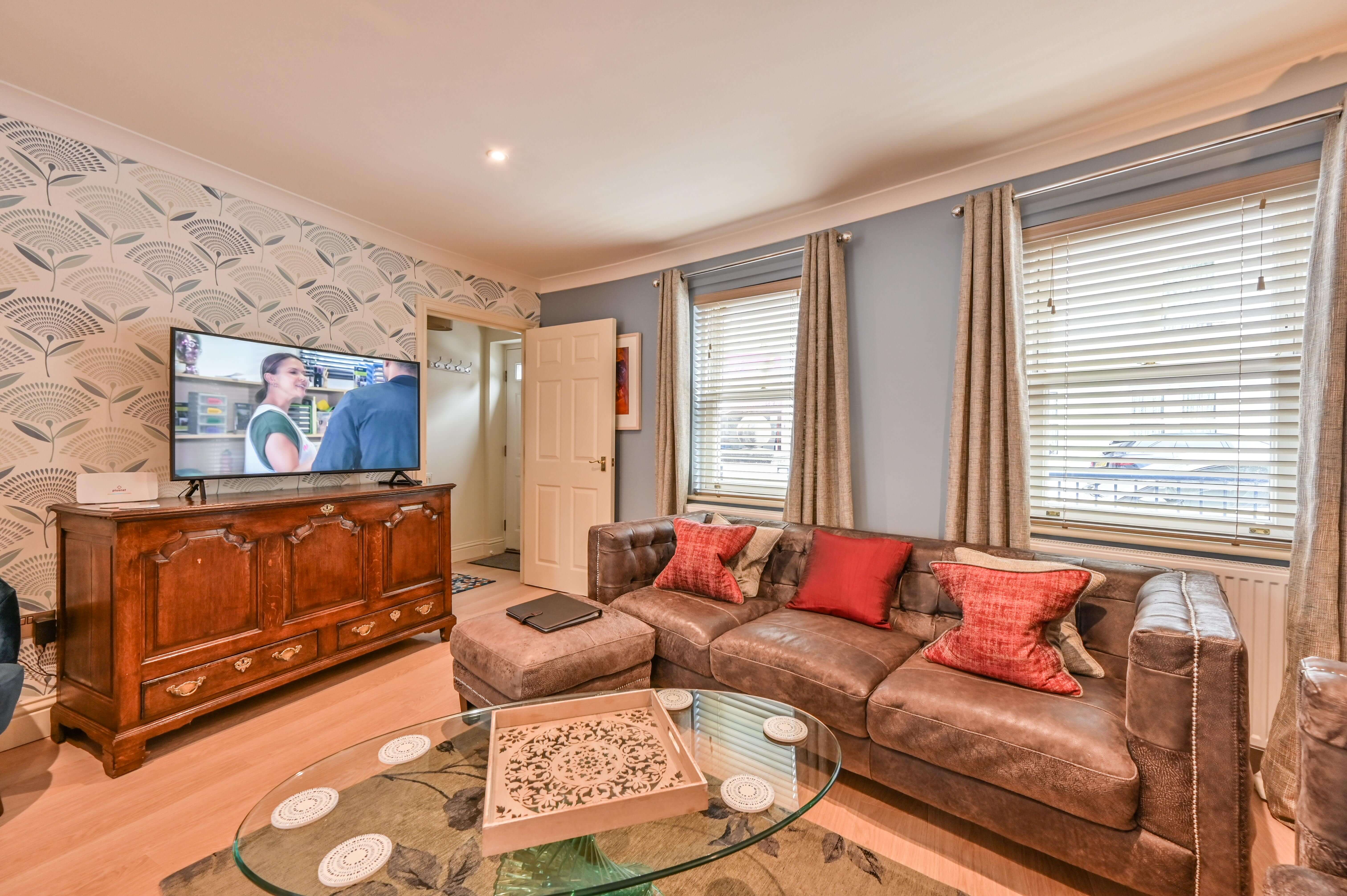 Lisburne Place Luxury town House Holiday Accommodation in Torquay - open plan living space.