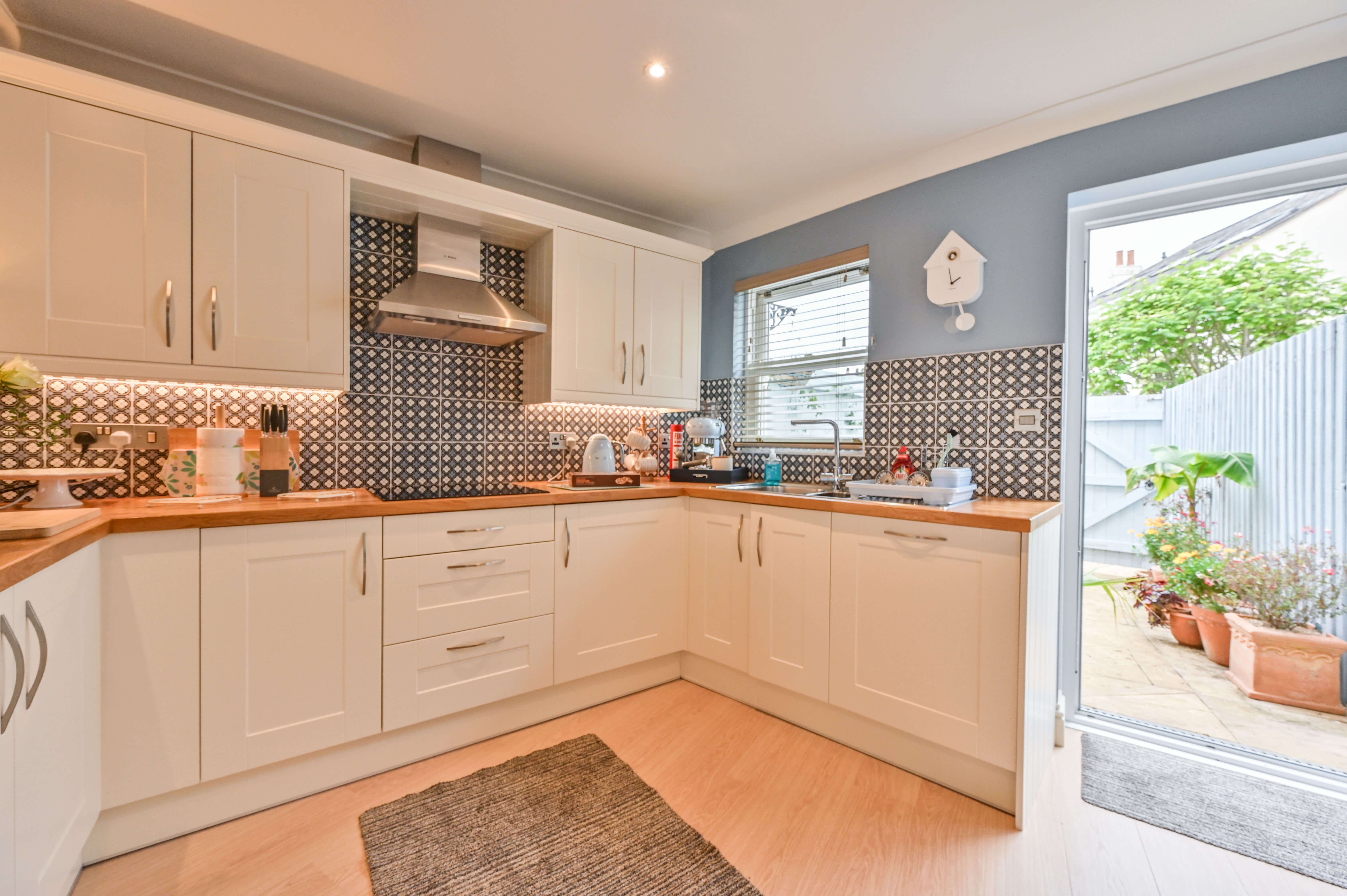 Lisburne Place Town House Kitchen